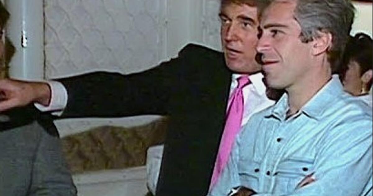 Skandalas su Džefriu Epšteinu vėl palietė Trampą: ką atskleidė nauji laiškai