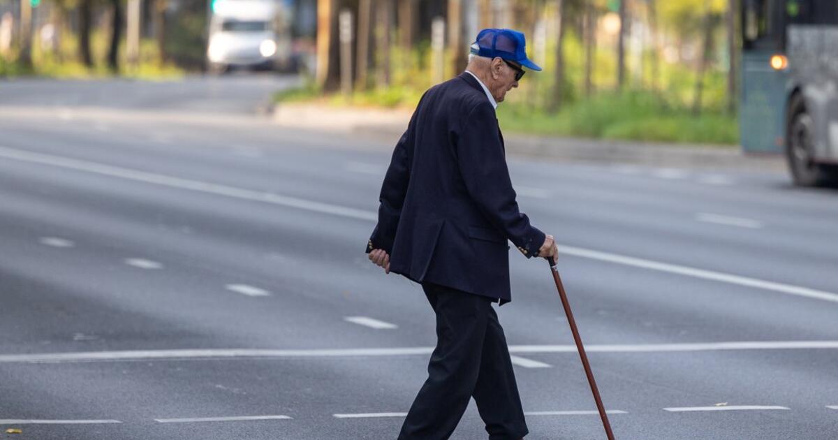 Seime gali atsirasti senjorams skirta komisija