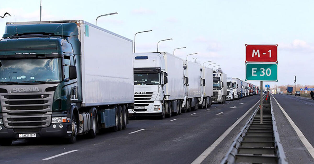 Baltarusijos spąstuose: kodėl lietuviški vilkikai tapo Aliaksandro Lukašenkos ginklu?