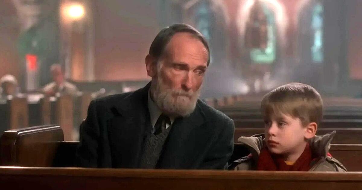 Konspiracijos teorija filme „Vienas namuose“: gerbėjai mano, kad senis Marley yra Jėzus Kristus