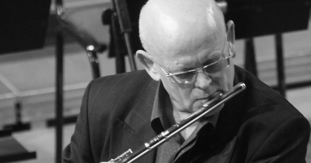 Mirė ilgametis LMTA dėstytojas, fleitininkas Algirdas Vizgirda