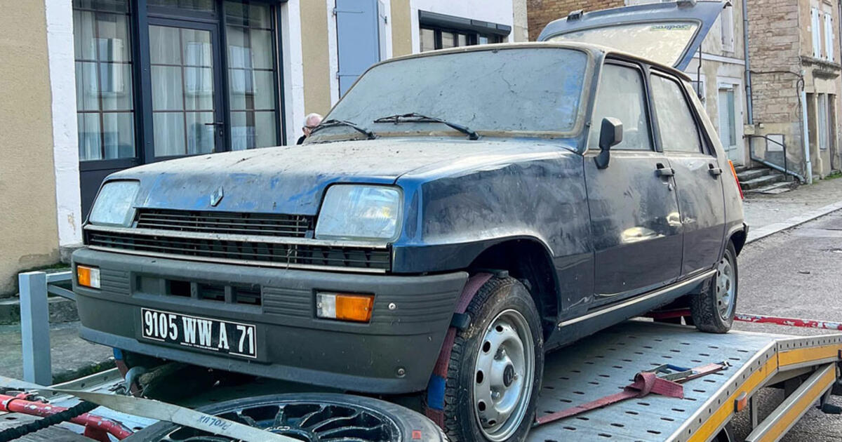 Sensacija garaže: Prancūzijoje rasta unikali laiko kapsulė - „Renault 5“ su neįtikėtina 12 km rida