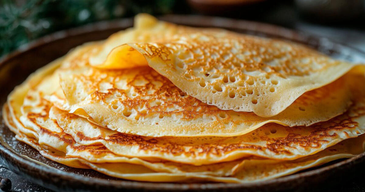 Šimtai skylučių kiekviename – taip kepė mano močiutė. Gardžių nėriniuotų blynų receptas