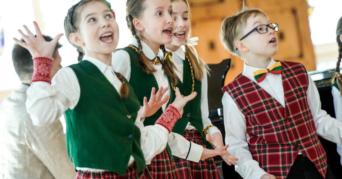 Puiki dovana Lietuvos valstybės atkūrimo dienai – tradicinis šventinis koncertas „Mūsų vaikai – Tėvynei Lietuvai”