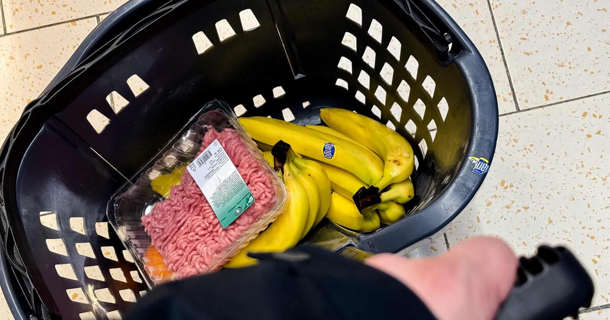 Tas pats krepšelis, skirtingos kainos: kur vasarį permokame labiausiai?