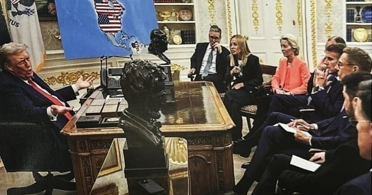 Donaldas Trampas šokiravo pasaulį: pasidalino žemėlapiu, kuriame Kanada ir Grenlandija – JAV dalis