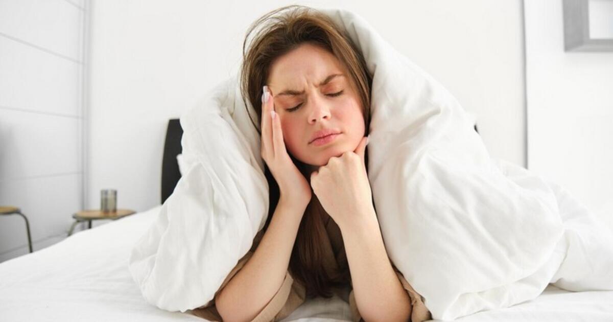 Kodėl vis tiek jaučiatės pavargę po 8 valandų miego: ekspertė įvardijo tikrąsias priežastis