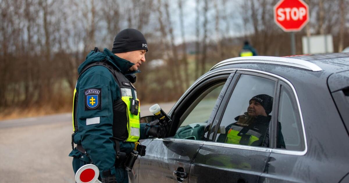 Karti vairuotojo karjeros pradžia: miego po vakarėlio šiek tiek pritrūko