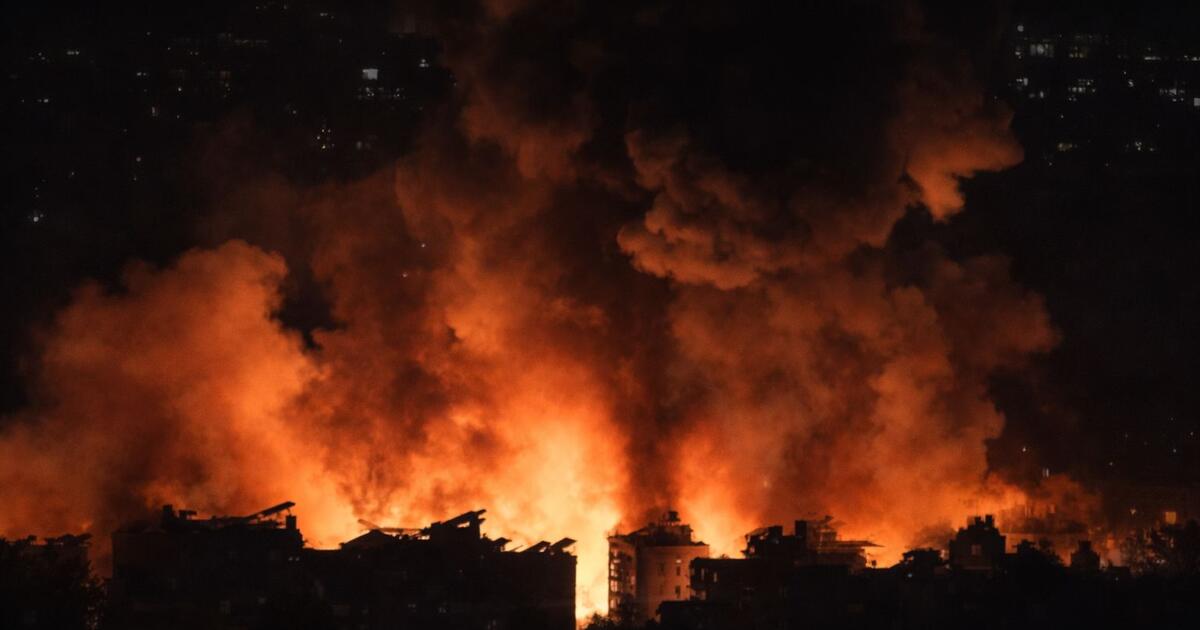 Z-propagandistai: „Su kokiu dar NATO mes kariaujame? Tai mus chocholai kartoninėmis dėžėmis iš mėšlo ir pagalių daužo!“