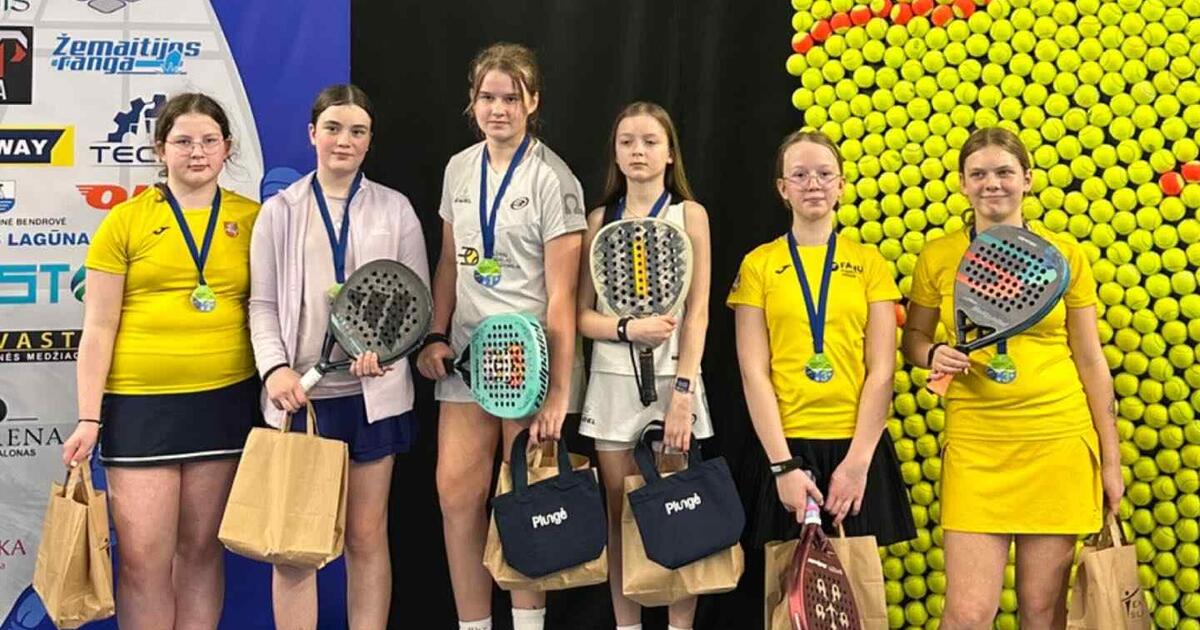 Slėnio padelio akademijos jaunimas kartelės nenuleidžia: į namus grįžo su pergalėmis