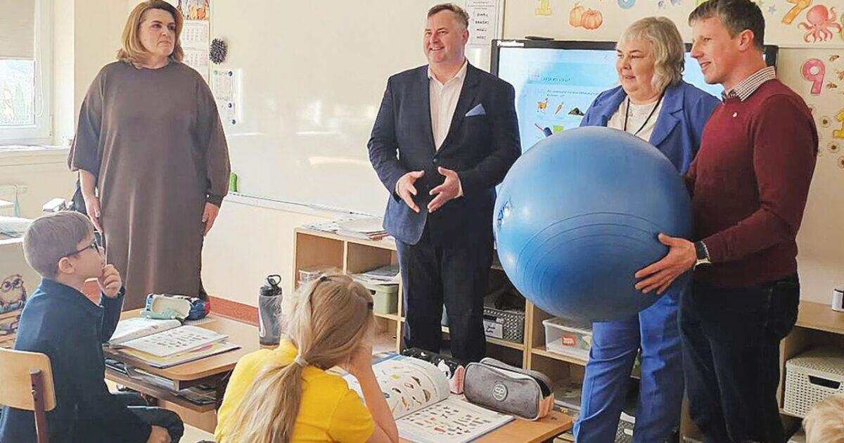 Kretingos Rotary klubo dovanos – dviem ugdymo įstaigoms