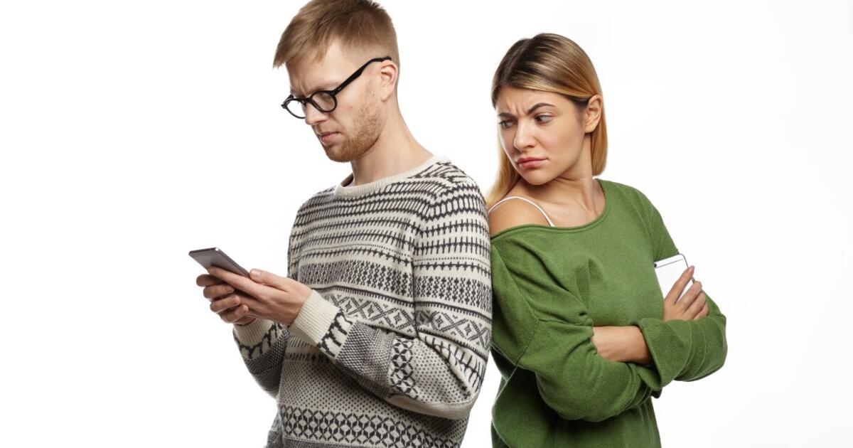 Pavydžiausi Zodiako ženklai: kas tikrins tavo telefoną?