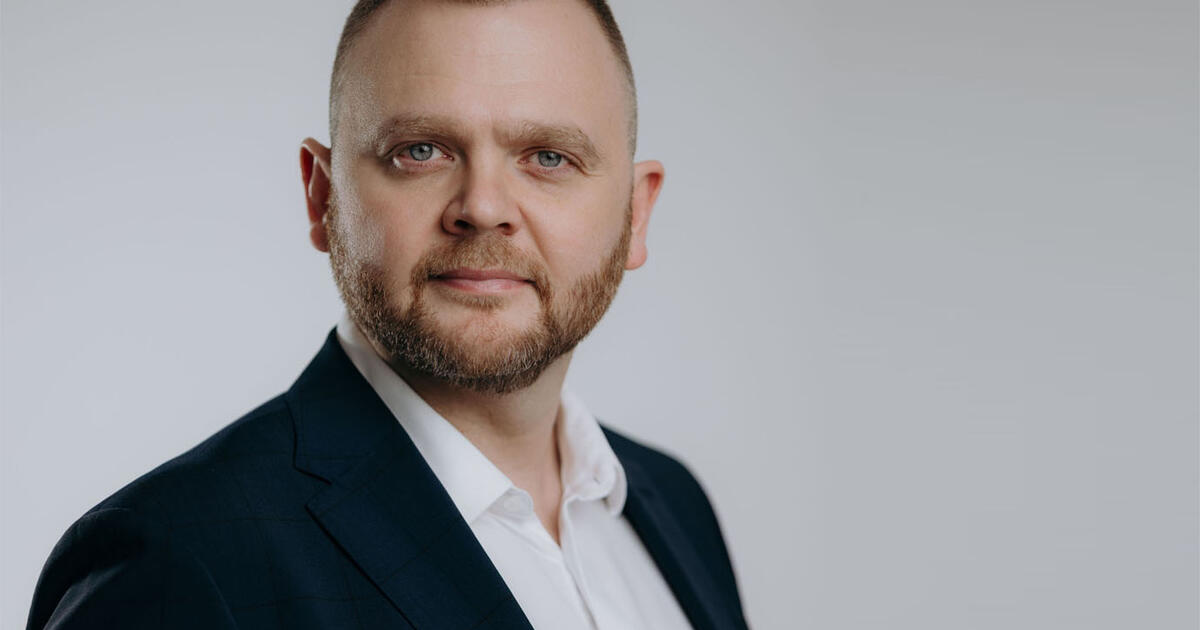 Atriškite rankas žmonių savivaldai