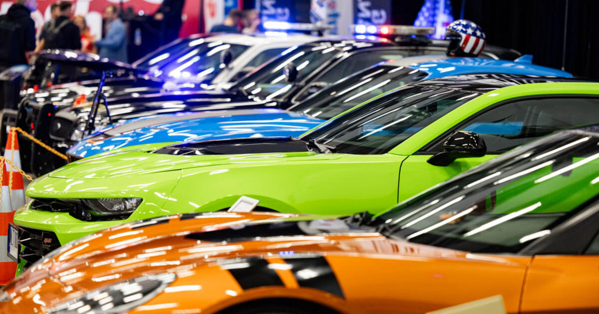 Seimą pasieks siūlymas apmokestinti galingus automobilius prabangos mokesčiu