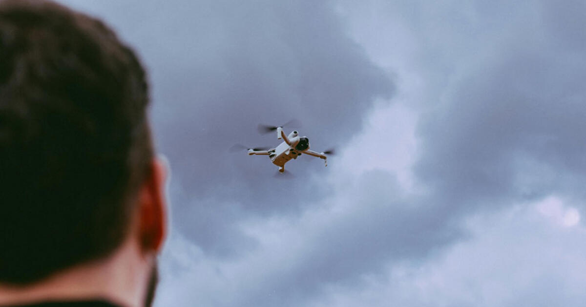 Pakėlė droną prie oro uosto: teks praverti piniginę