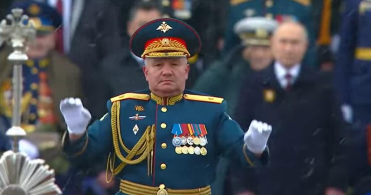Zelenskis leido Putinui surengti pergalės paradą Maskvos Raudonojoje aikštėje be jokios įtampos