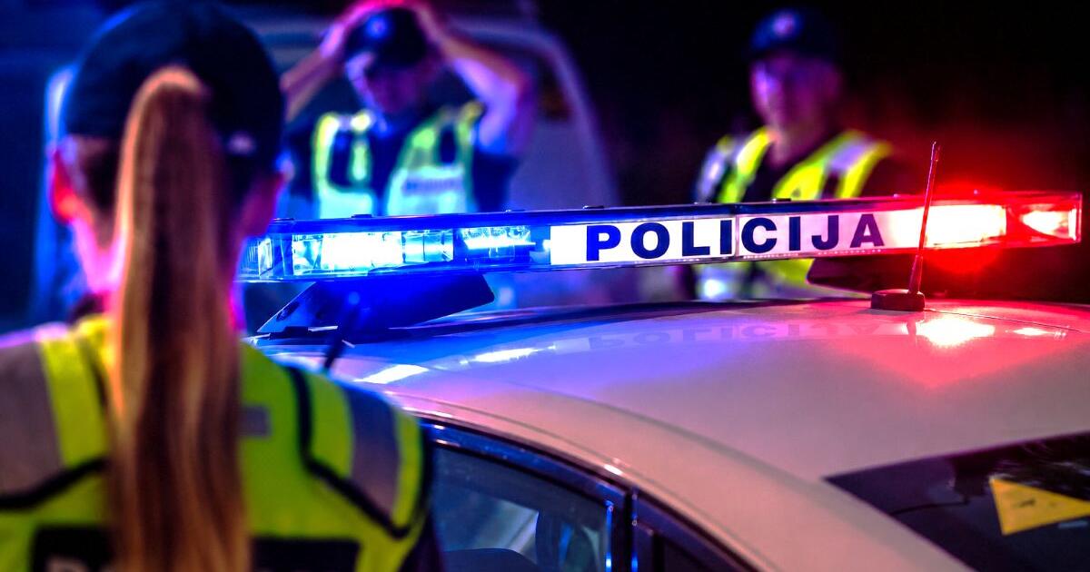 Kraupus savaitgalis Lietuvoje: mirtina avarija, peiliu sužalota moteris ir tūkstantinė vagystė