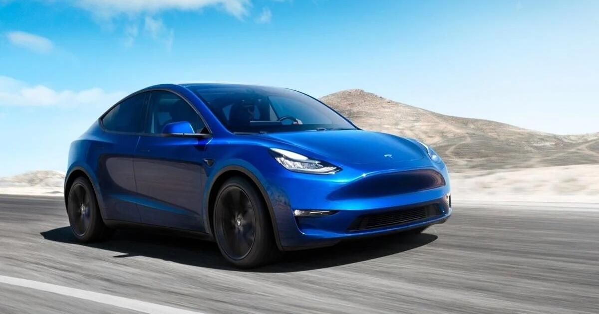 Amerikietis įsigijo „Tesla“ elektromobilį ir liko priblokštas: kiek jis tapo vertas po 3 metų