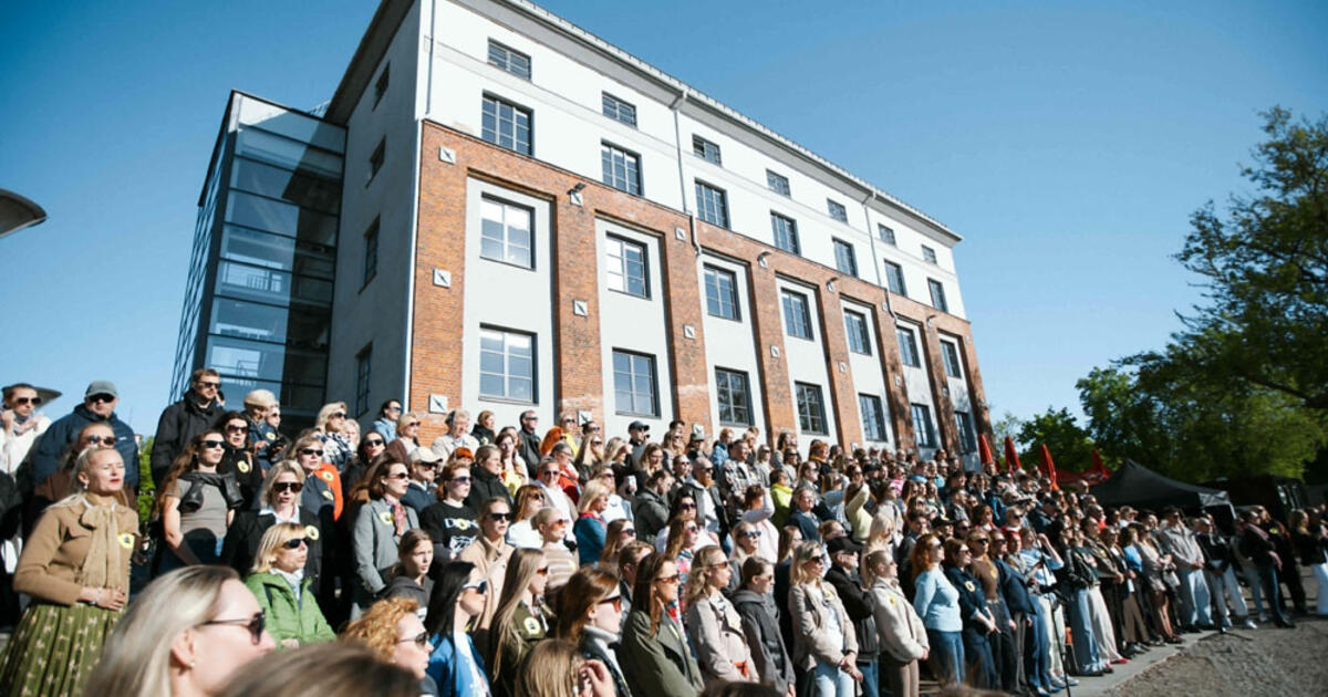 Dainuojantys kaimynai siekė Lietuvos rekordo