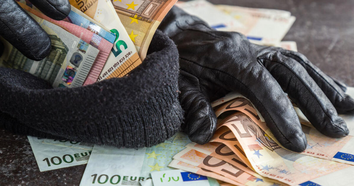 Sukčiai iš gyventojos išviliojo 200 tūkst. eurų