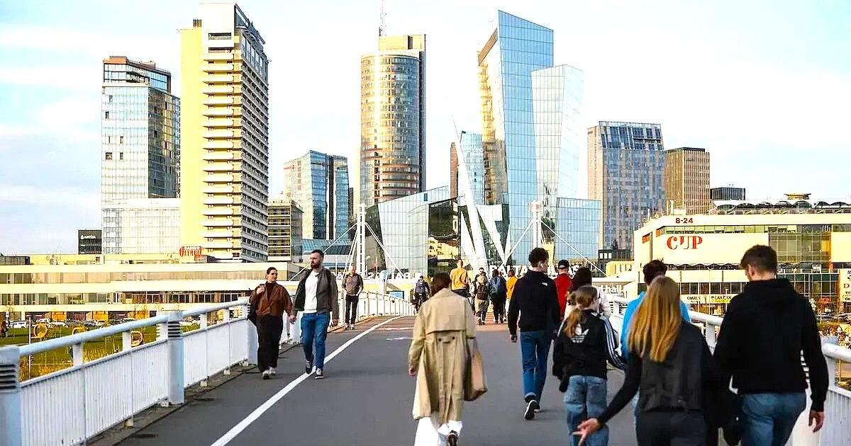 Lietuva vėl „pirmauja“ pagal kainų augimą: kas slypi už šių skaičių?