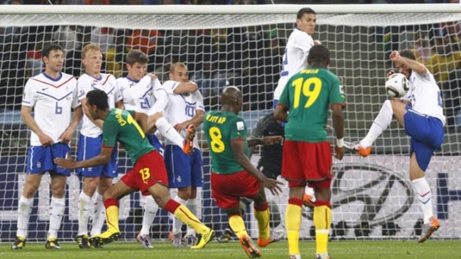 PAR 2010: Kamerūnas - Olandija, Danija - Japonija