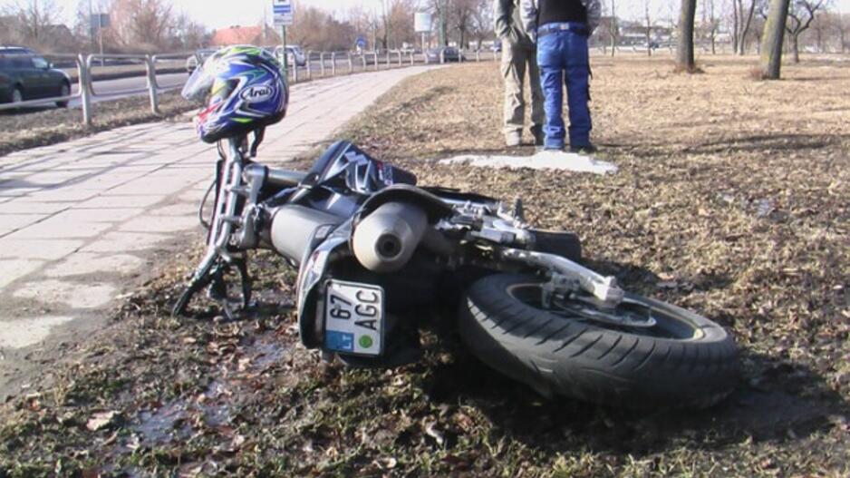 Klaipėdoje partrenktas motociklininkas