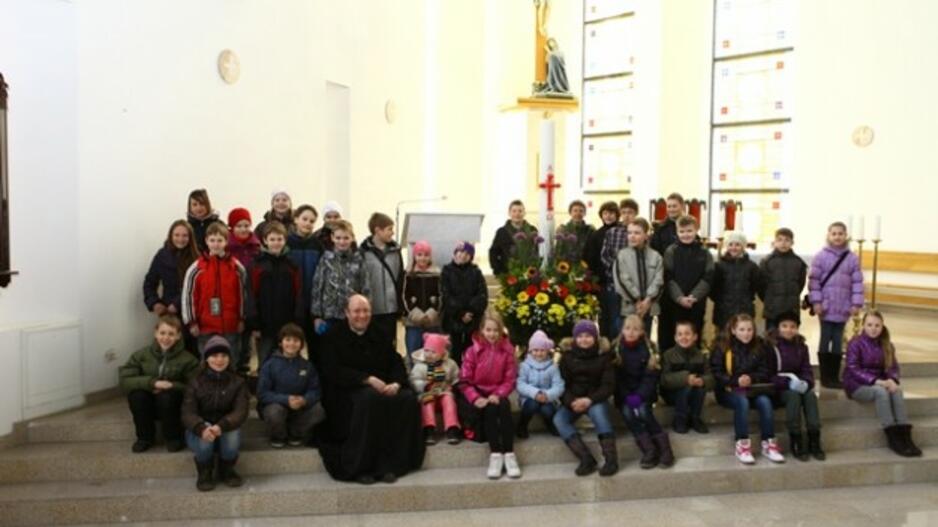 Klaipėdoje - didžiausia Lietuvoje Velykų žvakė