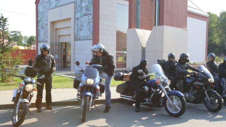 Žinią apie onkologijos centrą skleis motociklininkai