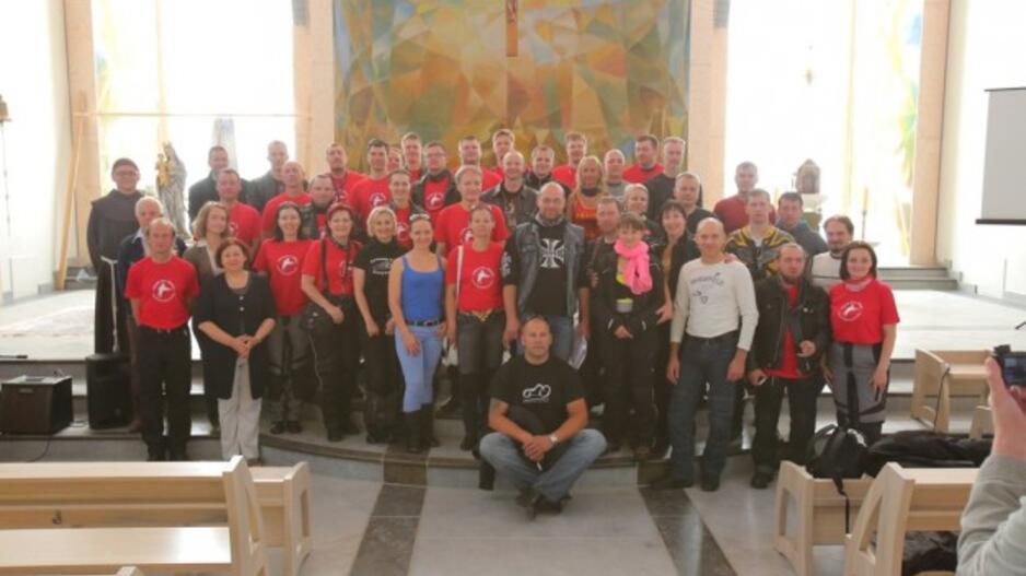 Žinią apie onkologijos centrą skleis motociklininkai