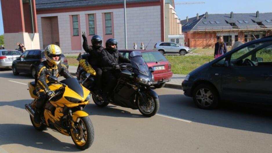 Žinią apie onkologijos centrą skleis motociklininkai