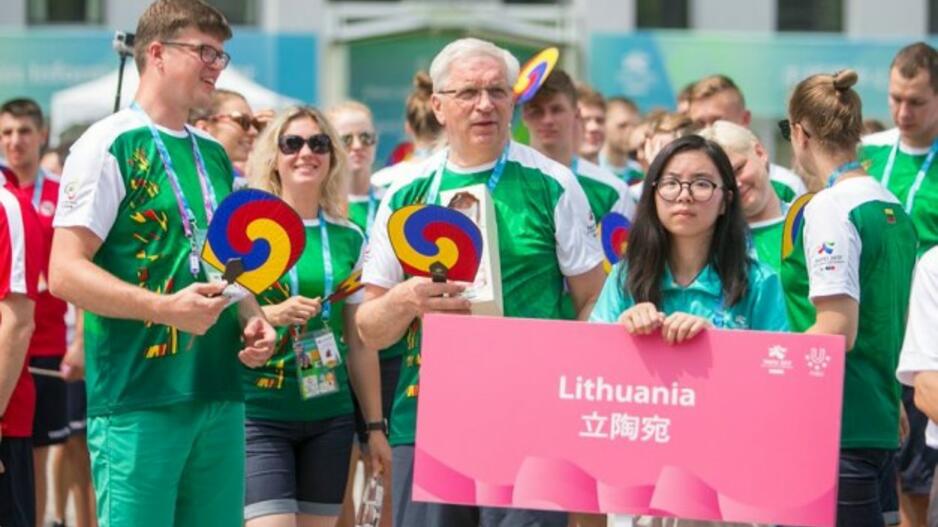 Taipėjuje iškelta Lietuvos trispalvė