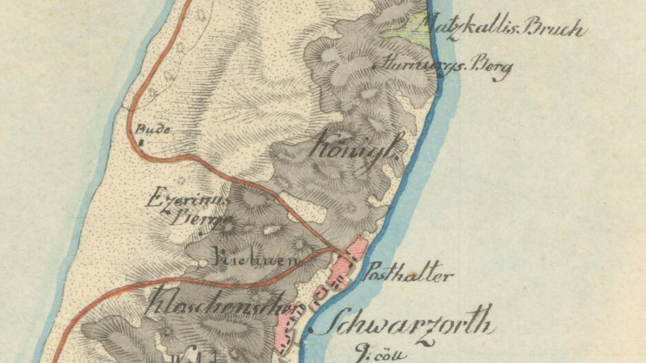 1796 m. žemėlapyje matyti, kad į šiaurę nuo Juodkrantės Gintaro įlankos dar nėra.