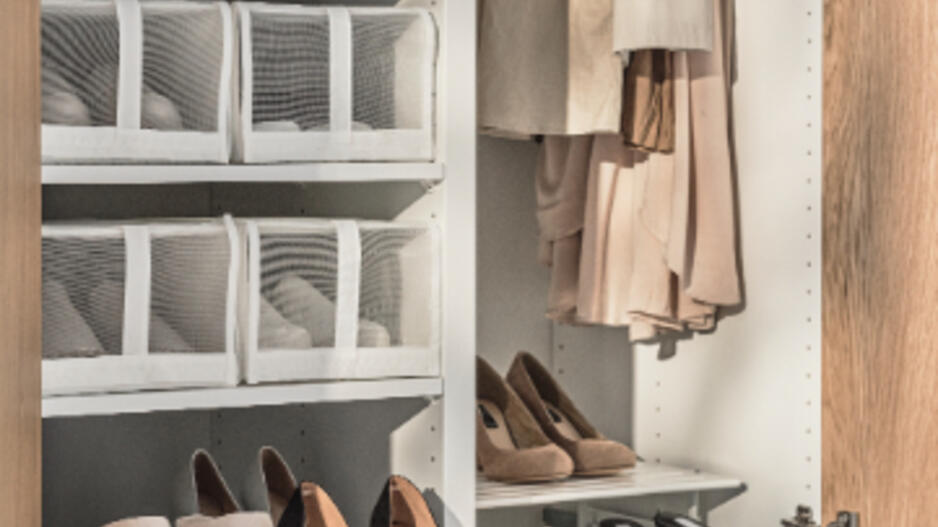 Spintos rėmų skirtukas KOMPLEMENT ir batų dėžės SKUBB