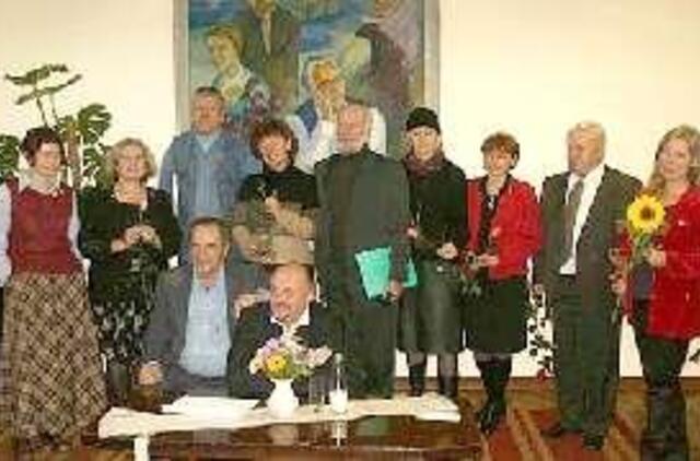 Novelė - tai trumpas sujungimas, įvykstantis širdyje 