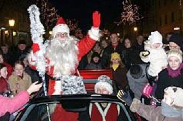 Ovidijus Vyšniauskas, šokėjai ir Kalėdų Senis 