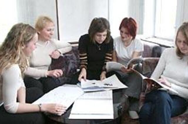 Lytinį švietimą "Bendraamžių" savanoriai vadina ypač apleista sritimi 