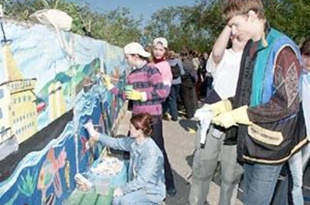 Melnragėje vaikai tapė "Kelią į jūrą" 