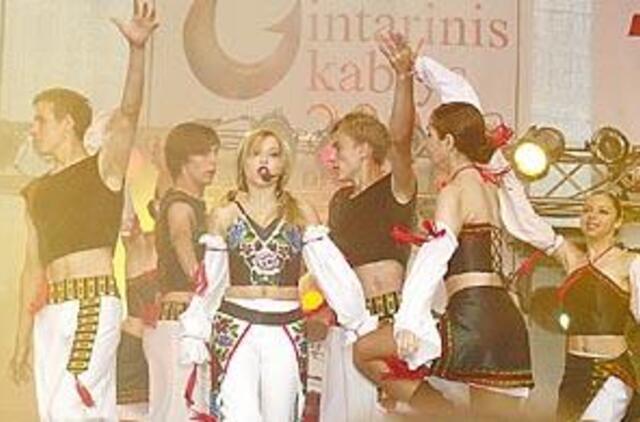 Juodkrantėje siautėjo gintarinis muzikos ir pramogų uraganas 