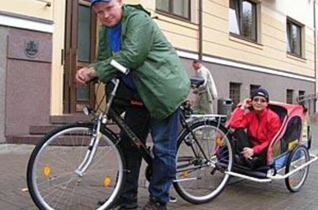 Akcija pasitarnavo dviračių ir viešojo transporto propagandai 