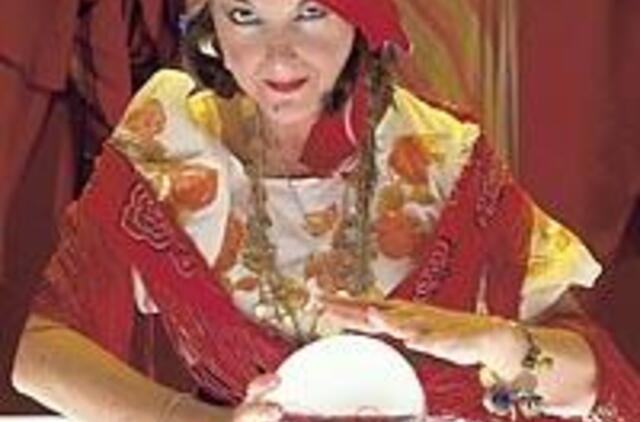 Būrėjų pranašystėms jaunimas neabejingas 