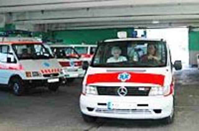 Operacine ant ratų vadinamas reanimobilis skuba ne pas visus ligonius 