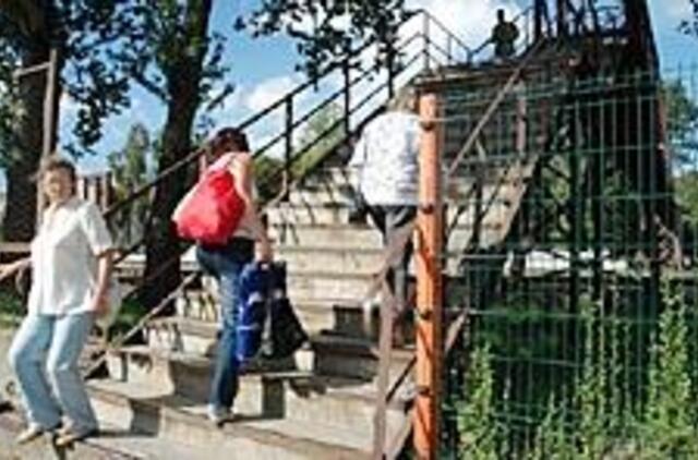 Pėsčiųjų tilto statybų laukiama jau šiemet 