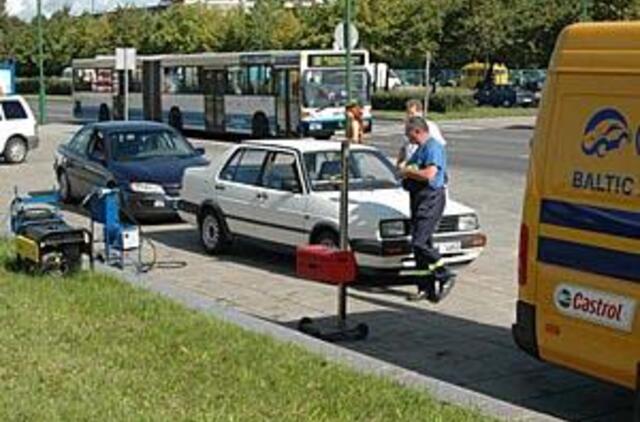 Automobiliai nejaunėja, bet jų būklė gerėja 