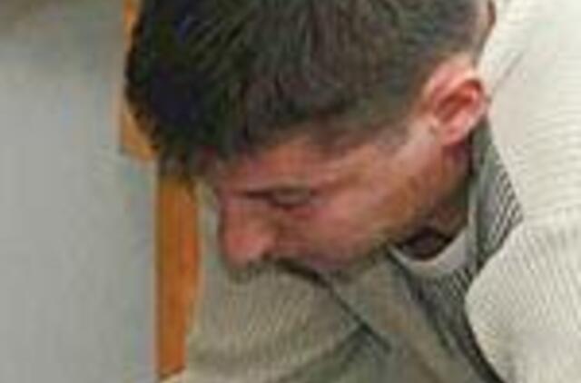 Kaltinamieji bando keisti parodymus 