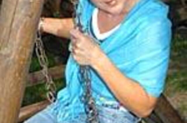 Jolanta Jonutienė: "Gyvenimas - skrendantis rudens lapas"