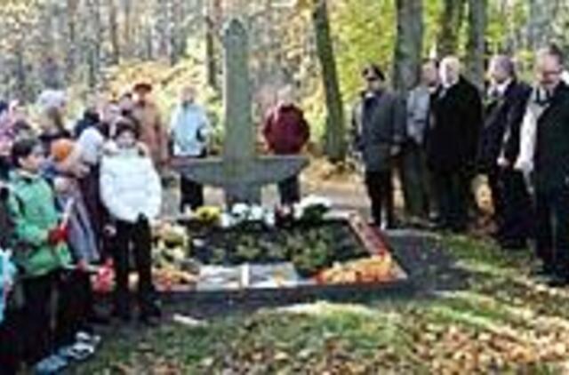 Kasmetė tradicija - kapitonui pagerbti 