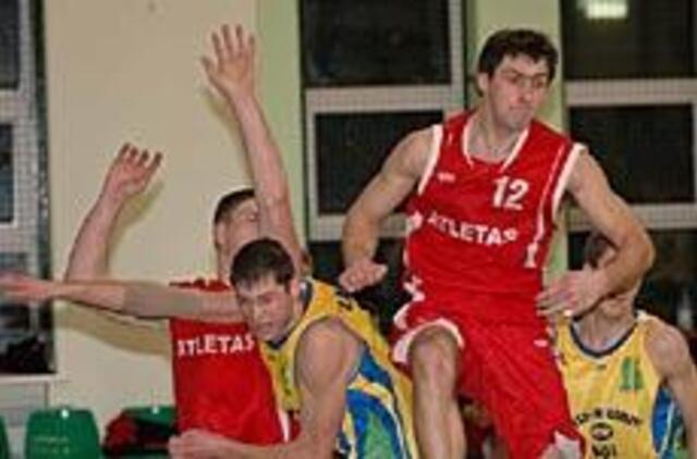 Pergalingas absoliučios lyderės savaitgalis 