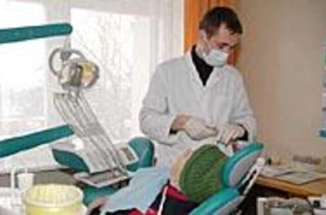 Protezuojantiems dantis - trumpėjančių eilių metas? 