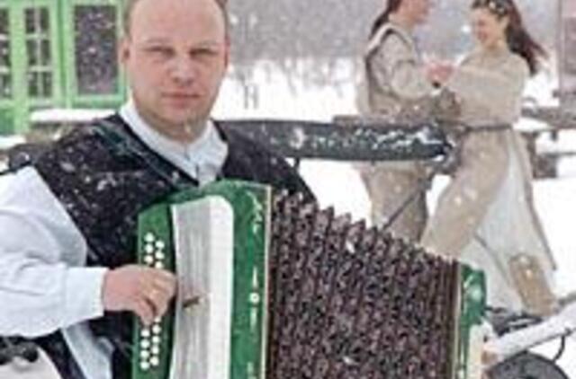 "Kario daina" pagal P. Širvį ir tautosaką 